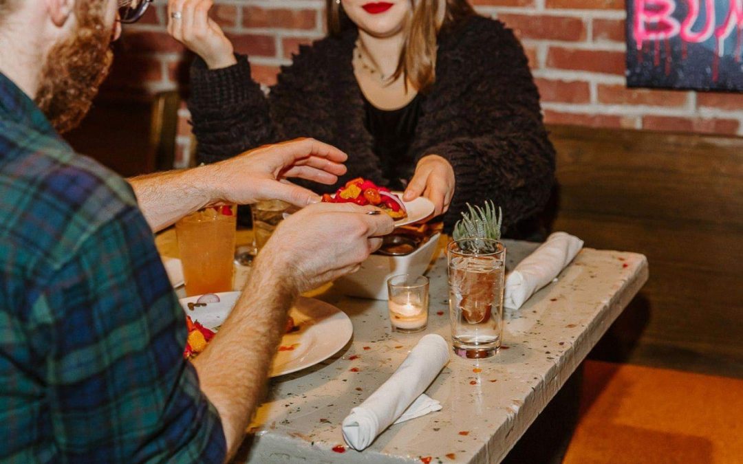 icon-sioux-falls-atmosphere-dada-gastropub-111425-sioux-falls-09