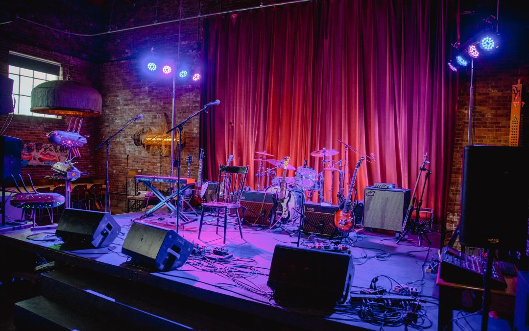 icon-events-atmosphere-dada-gastropub-111425-sioux-falls-36