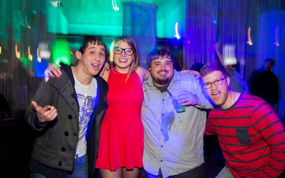 icon-events-concerts-black-lights-white-clothes-2014-080725-sioux-falls-100-cleaned