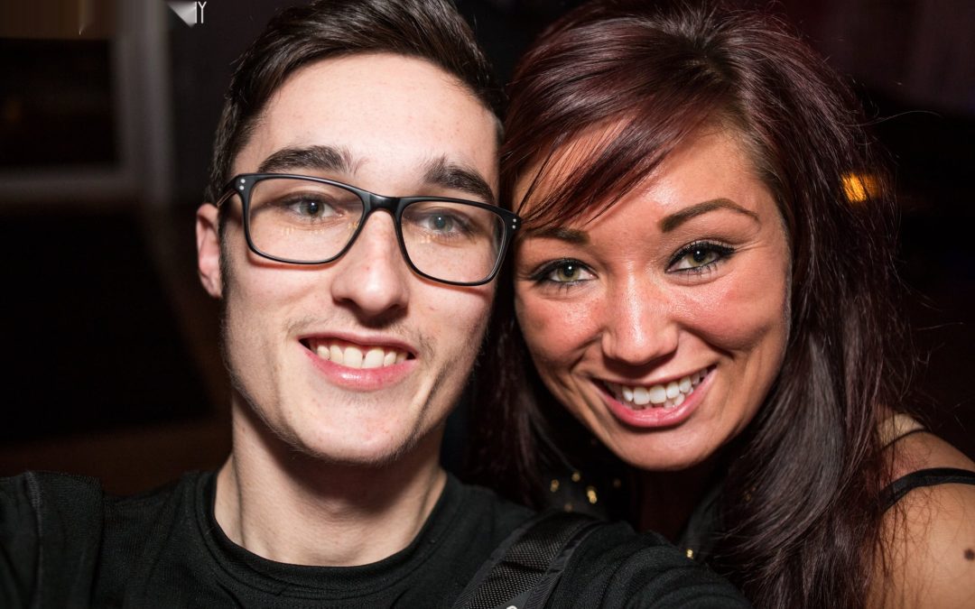 icon-events-concerts-black-lights-white-clothes-2014-080725-sioux-falls-38-cleaned