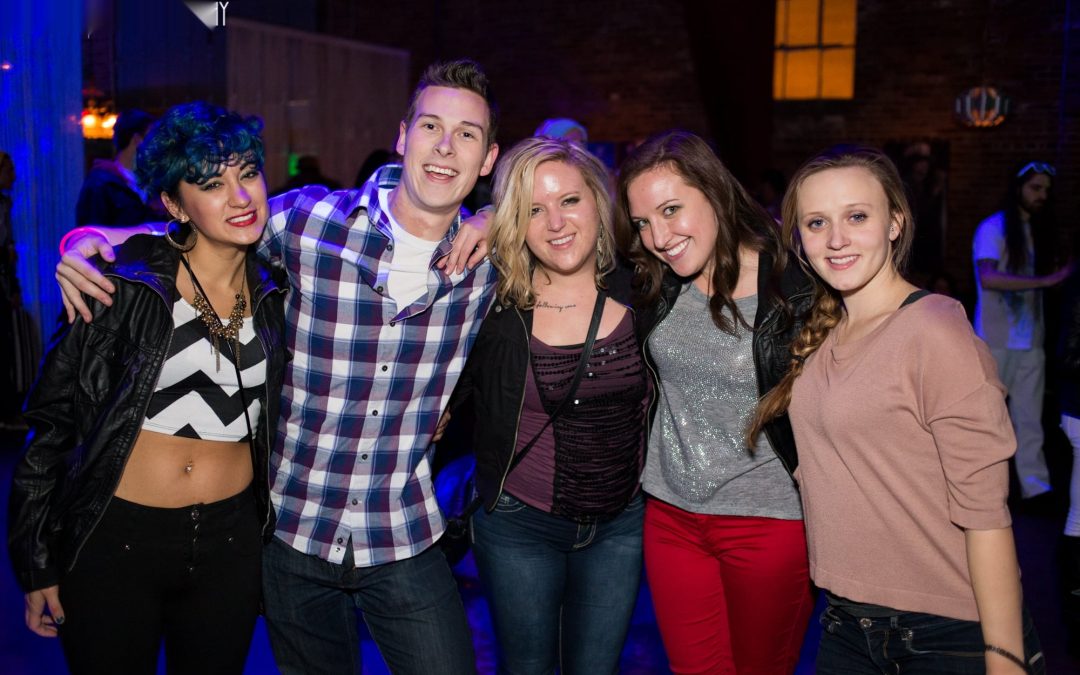 icon-events-concerts-black-lights-white-clothes-2014-080725-sioux-falls-52-cleaned