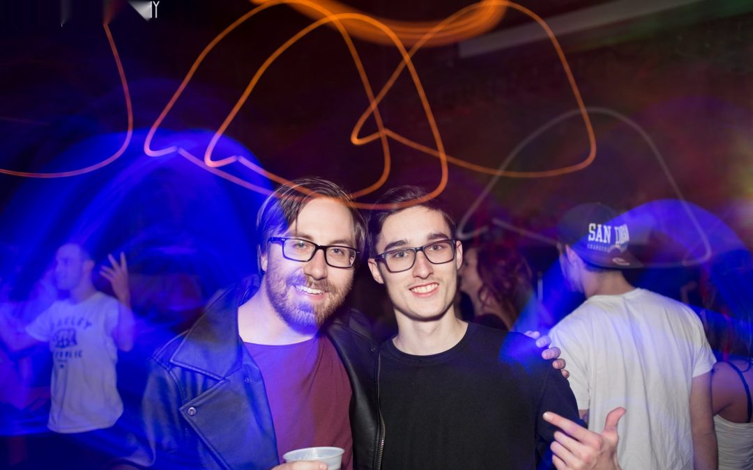 icon-events-concerts-black-lights-white-clothes-2014-080725-sioux-falls-84-cleaned