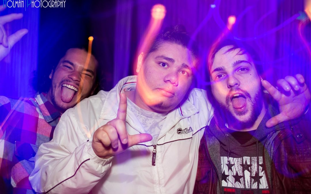 icon-events-concerts-black-lights-white-clothes-2014-080725-sioux-falls-87-cleaned