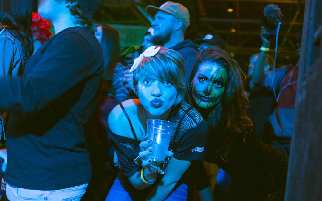 icon-events-concerts-halloween-rap-karaoke-2018-080725-sioux-falls-08-cleaned