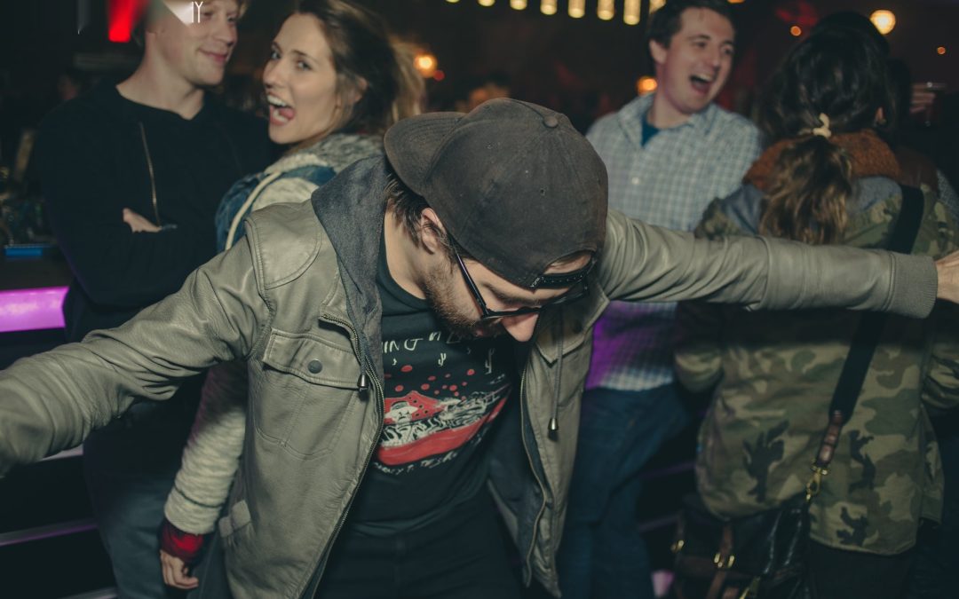 icon-events-concerts-later-babes-2014-080725-sioux-falls-16-cleaned