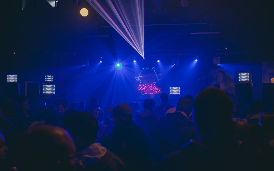 icon-events-concerts-later-babes-2014-080725-sioux-falls-26-cleaned