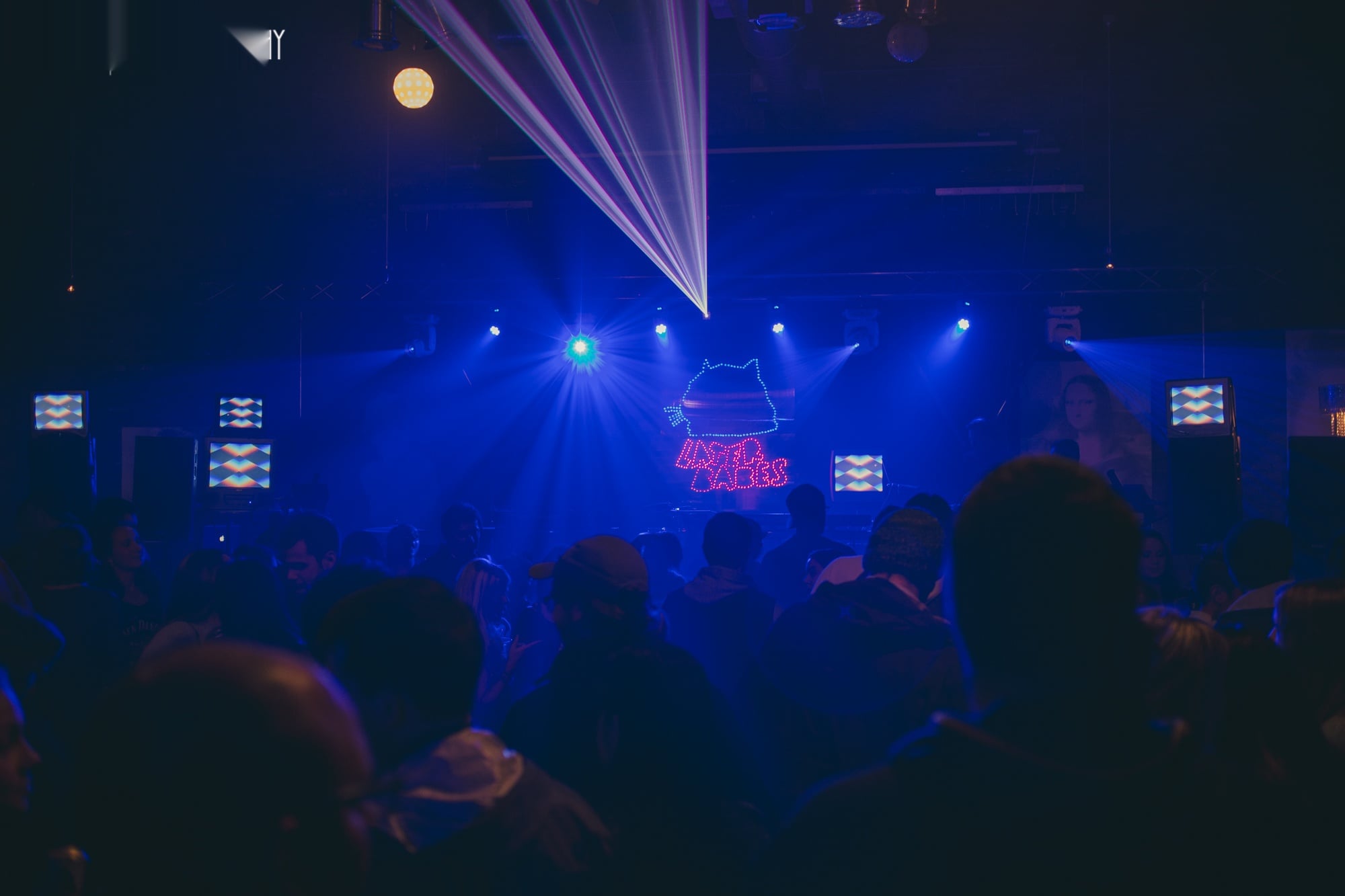 Live Later Babes performance at ICON Lounge in downtown Sioux Falls, South Dakota