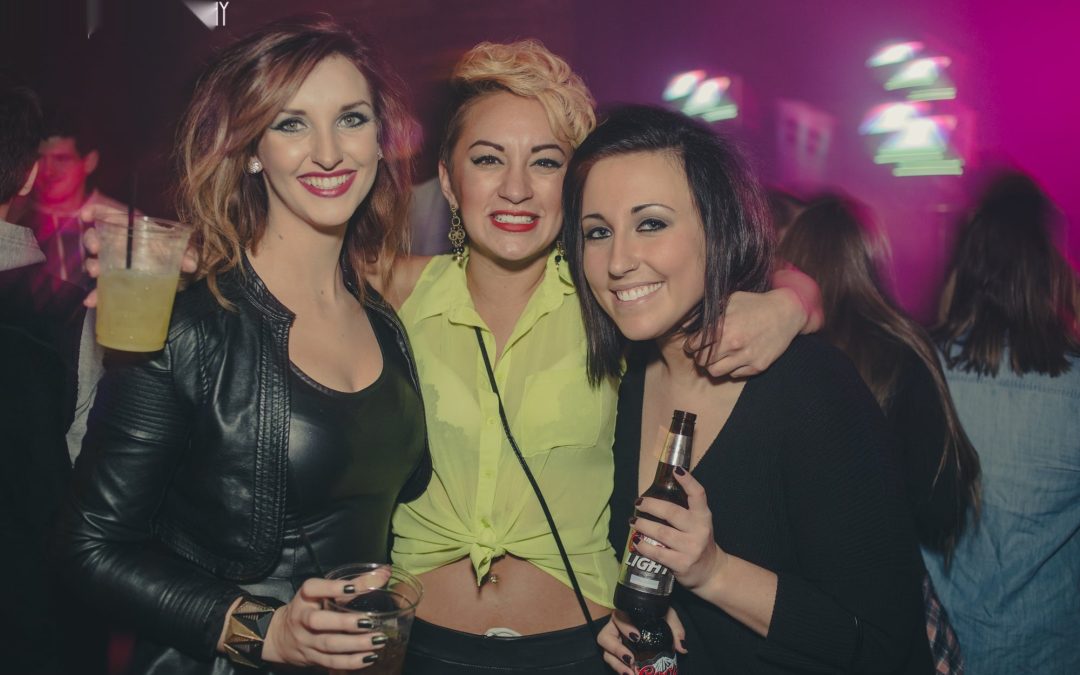 icon-events-concerts-later-babes-2014-080725-sioux-falls-31-cleaned