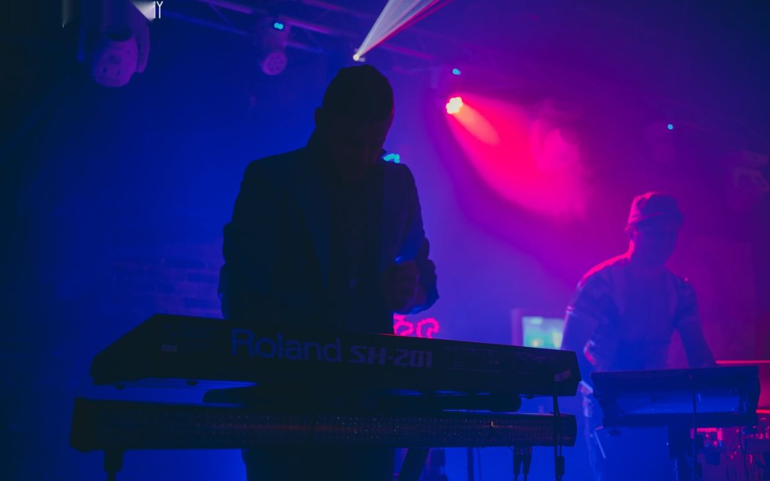 icon-events-concerts-later-babes-2014-080725-sioux-falls-43-cleaned