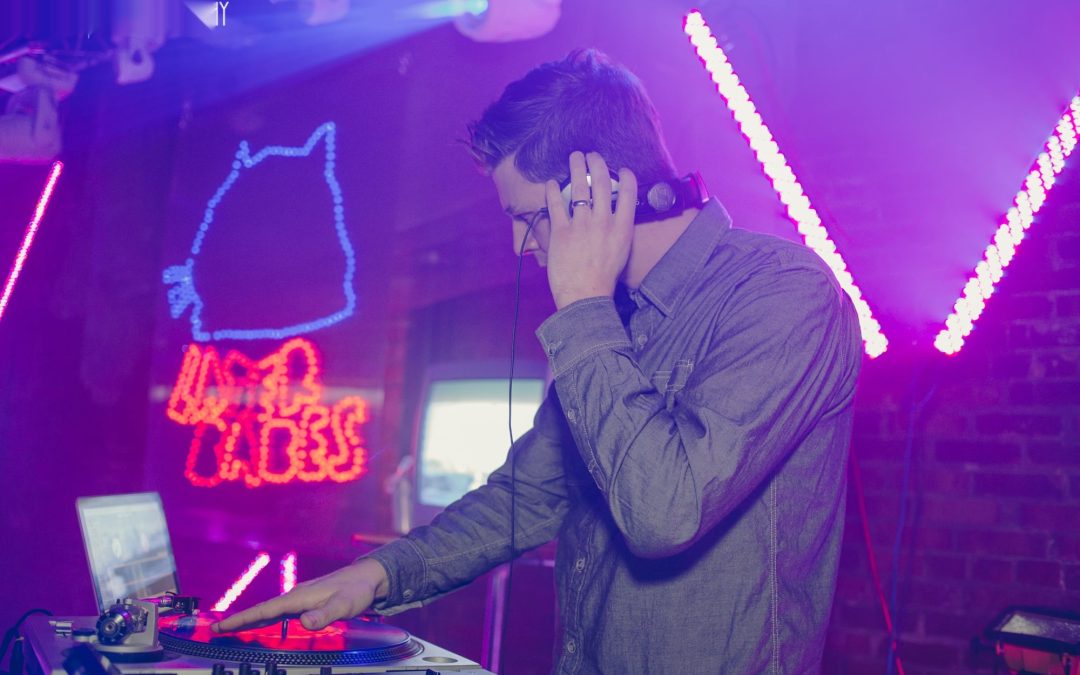 icon-events-concerts-later-babes-2014-080725-sioux-falls-45-cleaned