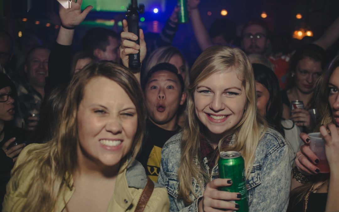 icon-events-concerts-later-babes-2014-080725-sioux-falls-53-cleaned