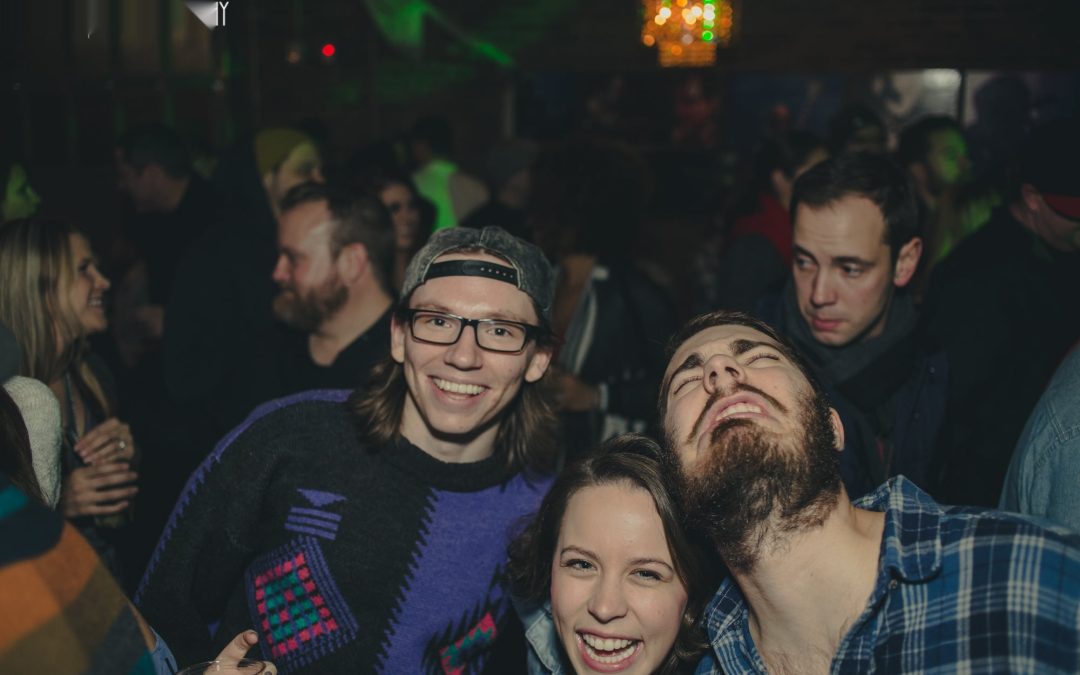 icon-events-concerts-later-babes-2014-080725-sioux-falls-55-cleaned