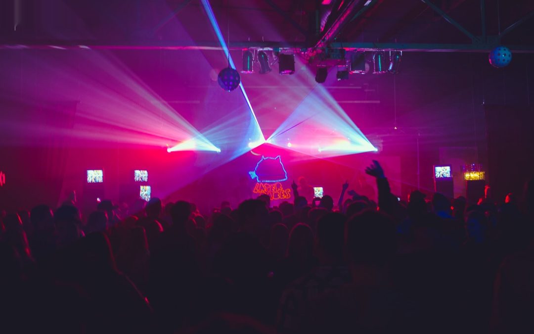 icon-events-concerts-later-babes-2014-080725-sioux-falls-59-cleaned