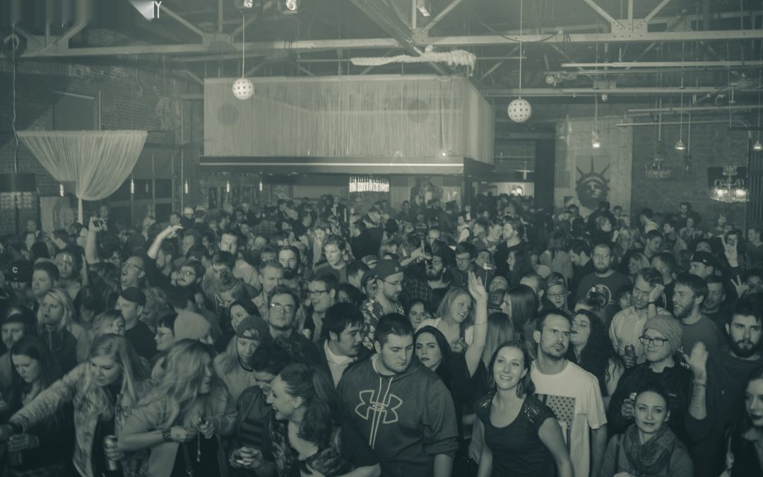 icon-events-concerts-later-babes-2014-080725-sioux-falls-62-cleaned