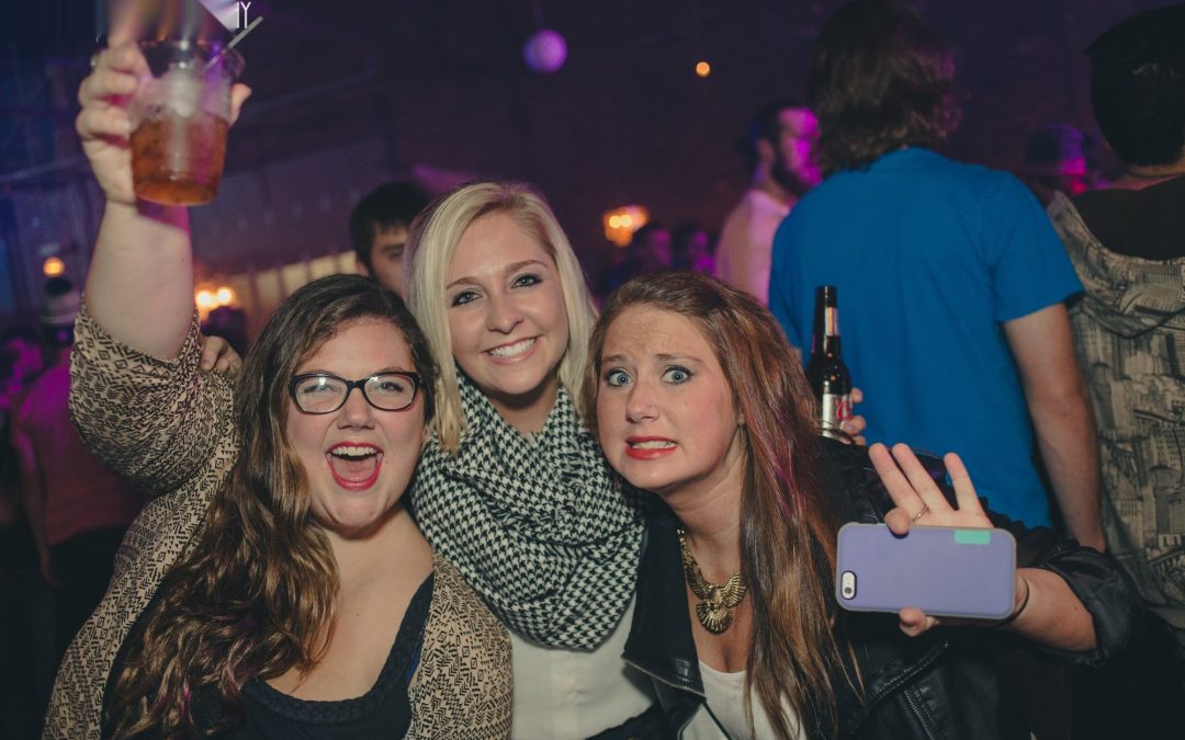 icon-events-concerts-later-babes-2014-080725-sioux-falls-77-cleaned