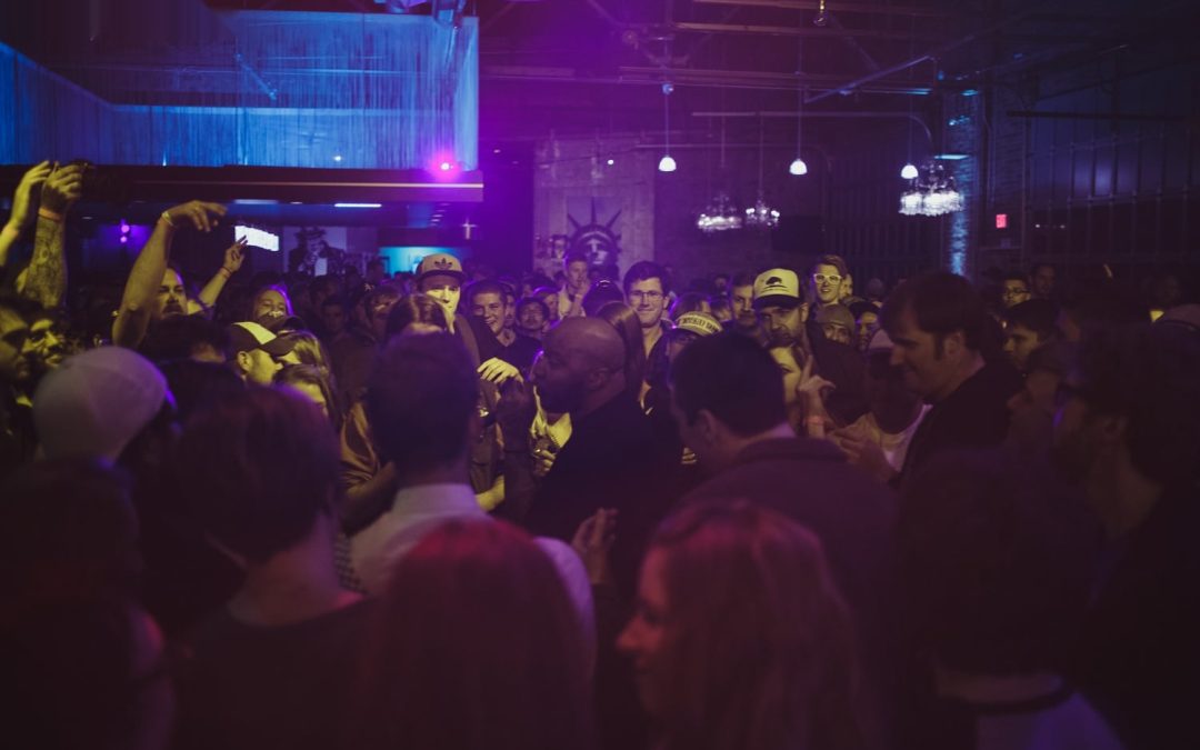 icon-events-concerts-later-babes-2016-080725-sioux-falls-05-cleaned