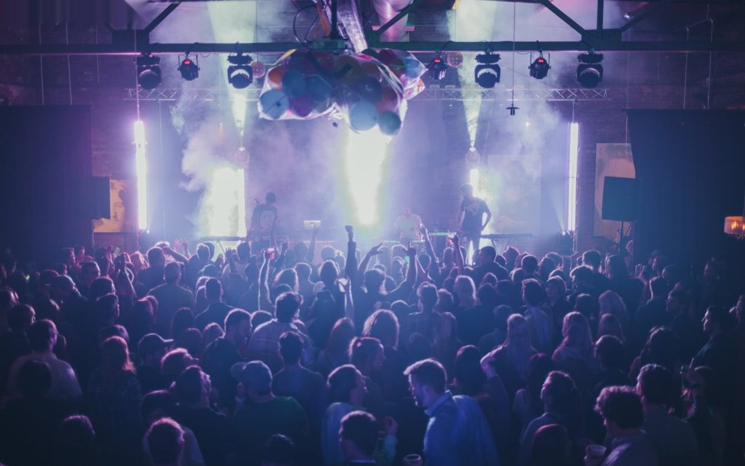 icon-events-concerts-later-babes-2016-080725-sioux-falls-13-cleaned