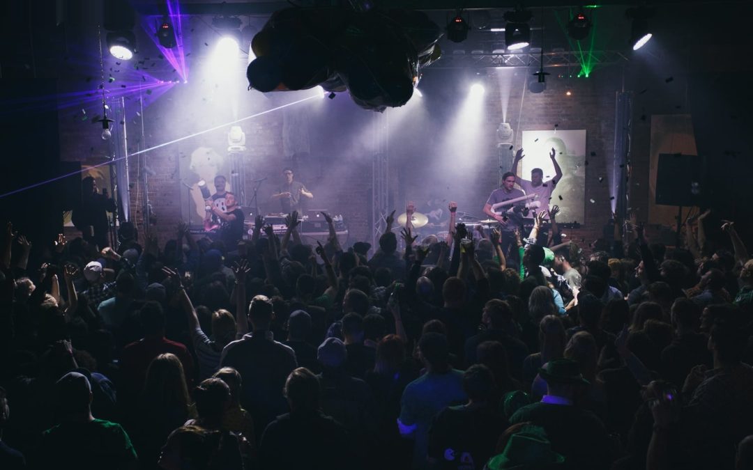 icon-events-concerts-later-babes-2016-080725-sioux-falls-18-cleaned