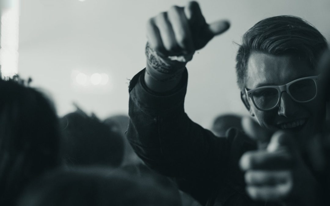 icon-events-concerts-later-babes-2016-080725-sioux-falls-20-cleaned