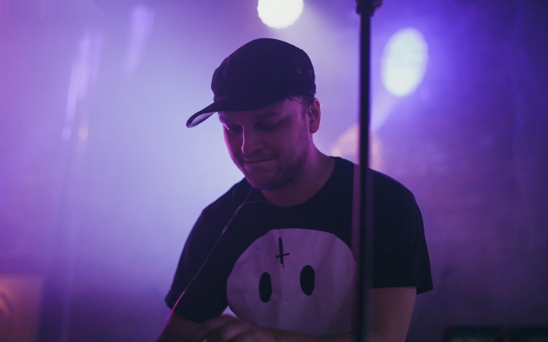 icon-events-concerts-later-babes-2016-080725-sioux-falls-22-cleaned