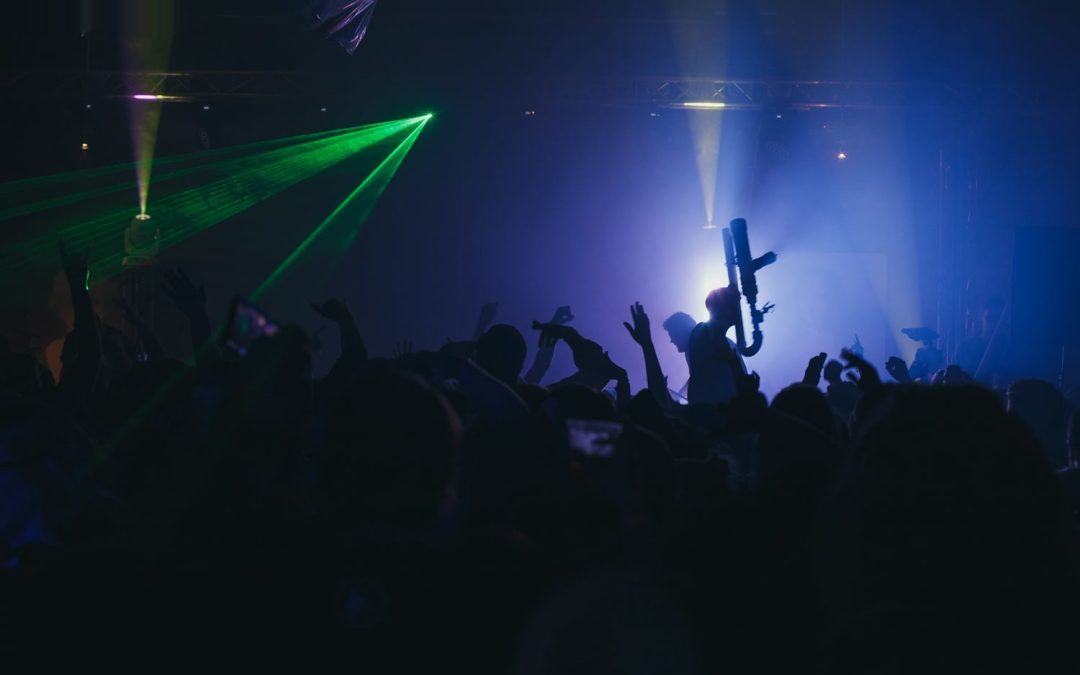 icon-events-concerts-later-babes-2016-080725-sioux-falls-31-cleaned