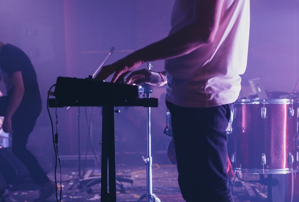 icon-events-concerts-later-babes-2016-080725-sioux-falls-32-cleaned