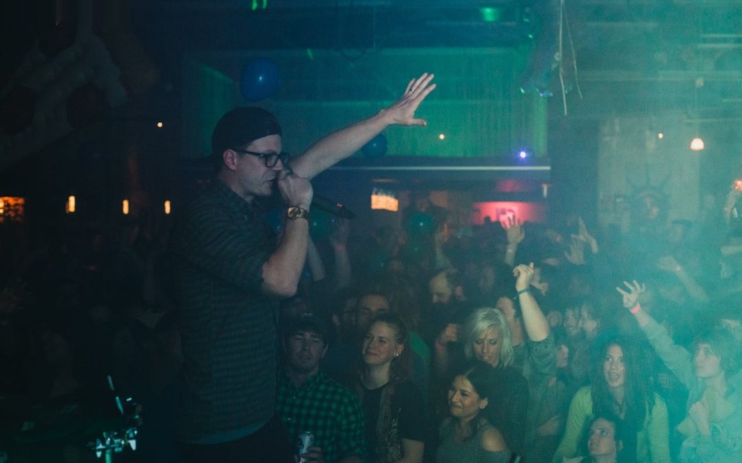 icon-events-concerts-later-babes-2016-080725-sioux-falls-42-cleaned