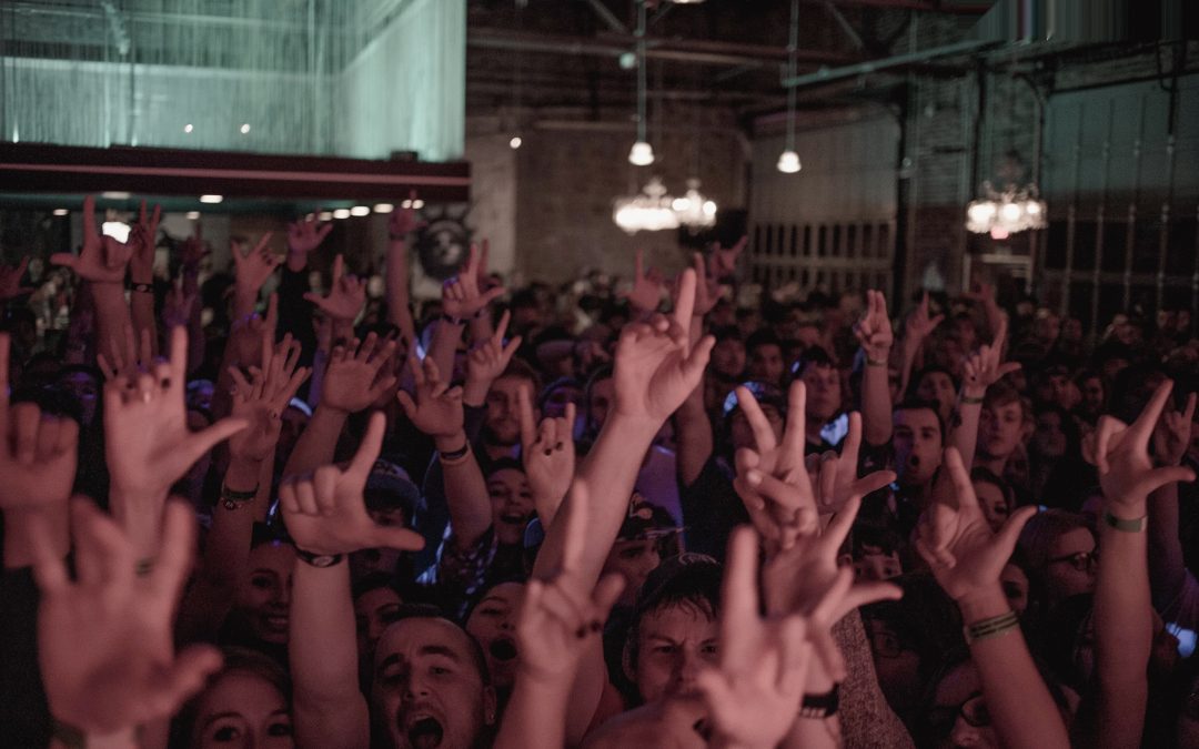 icon-events-concerts-machine-gun-kelly-2015-080725-sioux-falls-12-cleaned