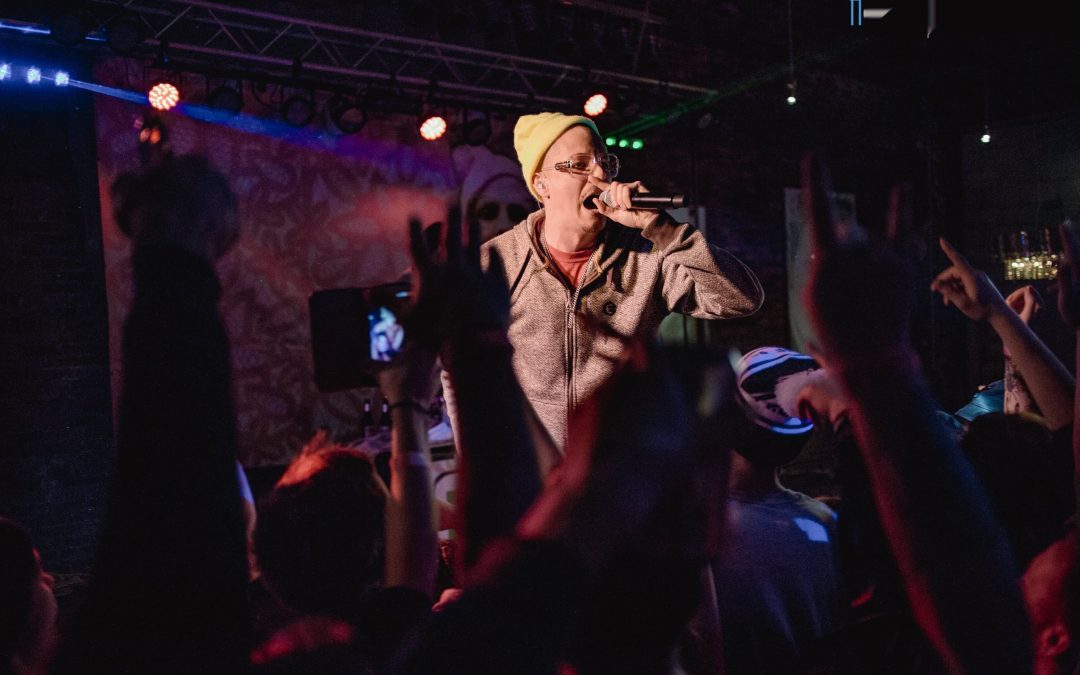 icon-events-concerts-prof-2015-080725-sioux-falls-25-cleaned