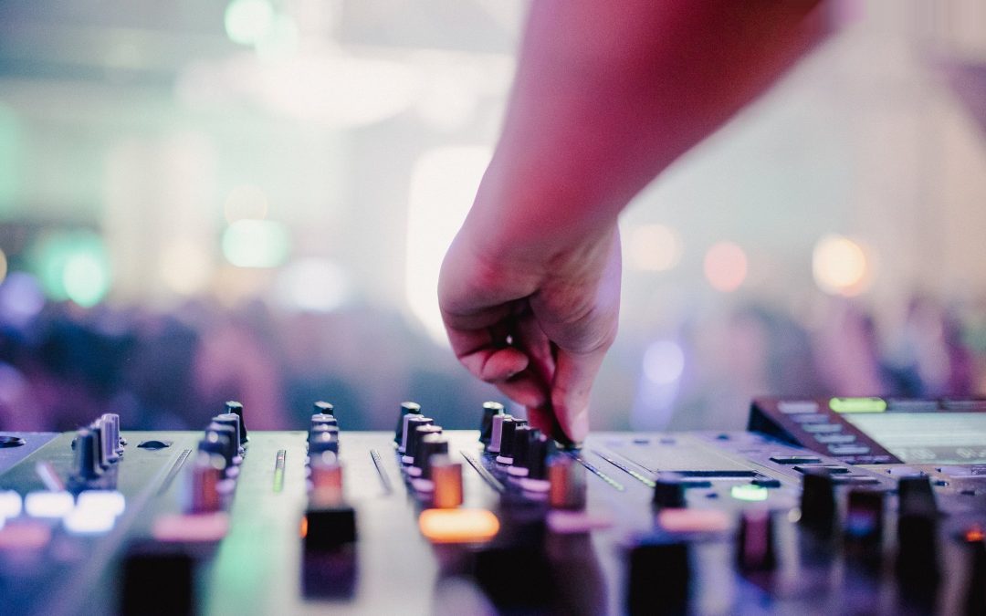 icon-events-masquerade-2016-080725-sioux-falls-103-cleaned