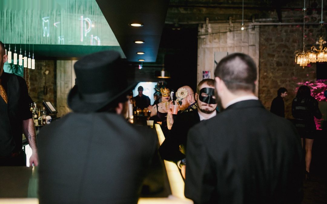 icon-events-masquerade-2016-080725-sioux-falls-21-cleaned