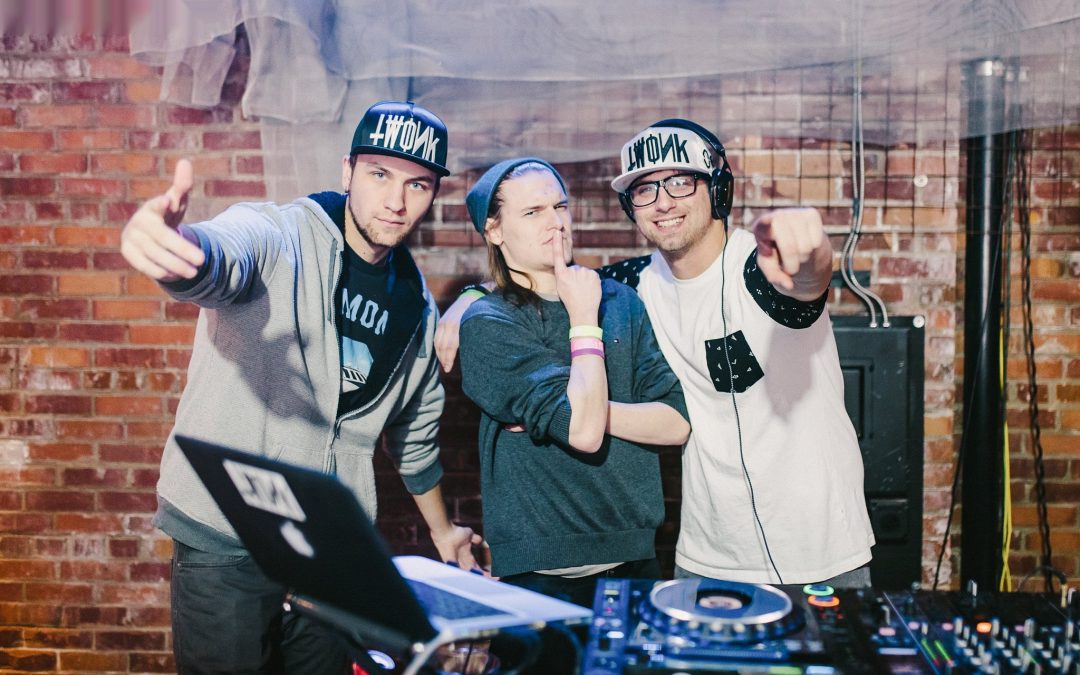 icon-events-masquerade-2016-080725-sioux-falls-89-cleaned