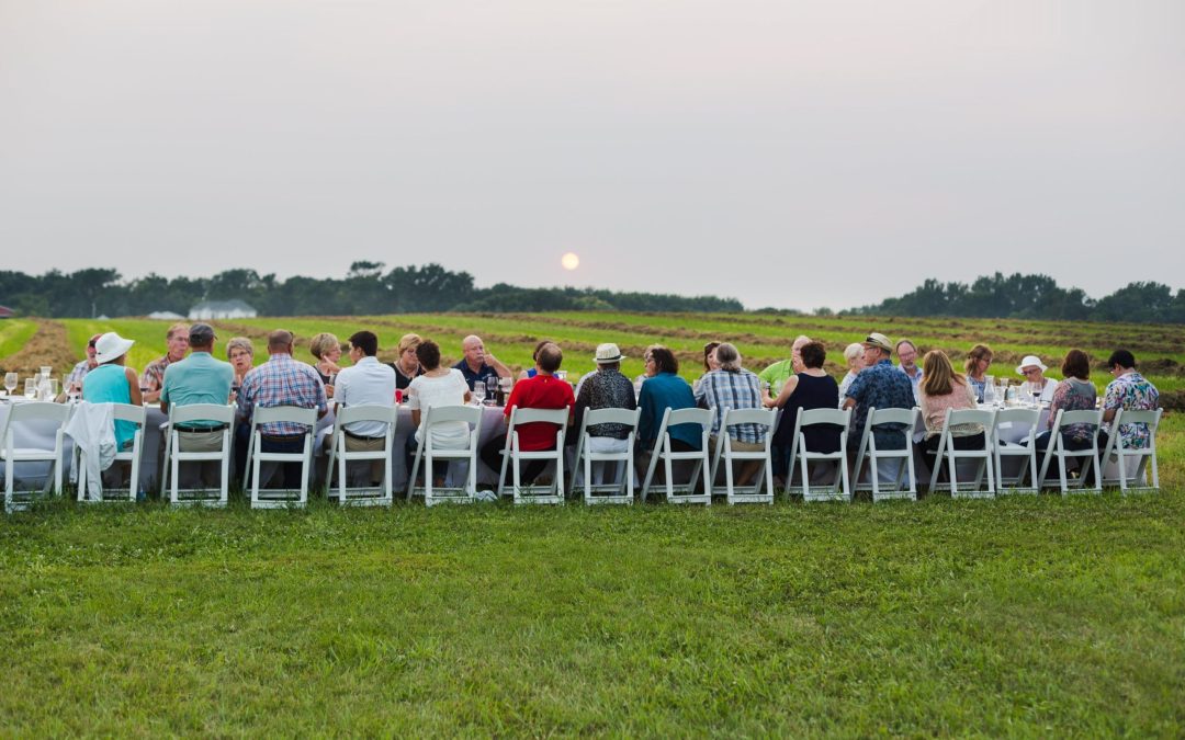 icon-events-misc-st-peter-on-the-prairie-wine-and-field-dinner-080725-sioux-falls-39-cleaned
