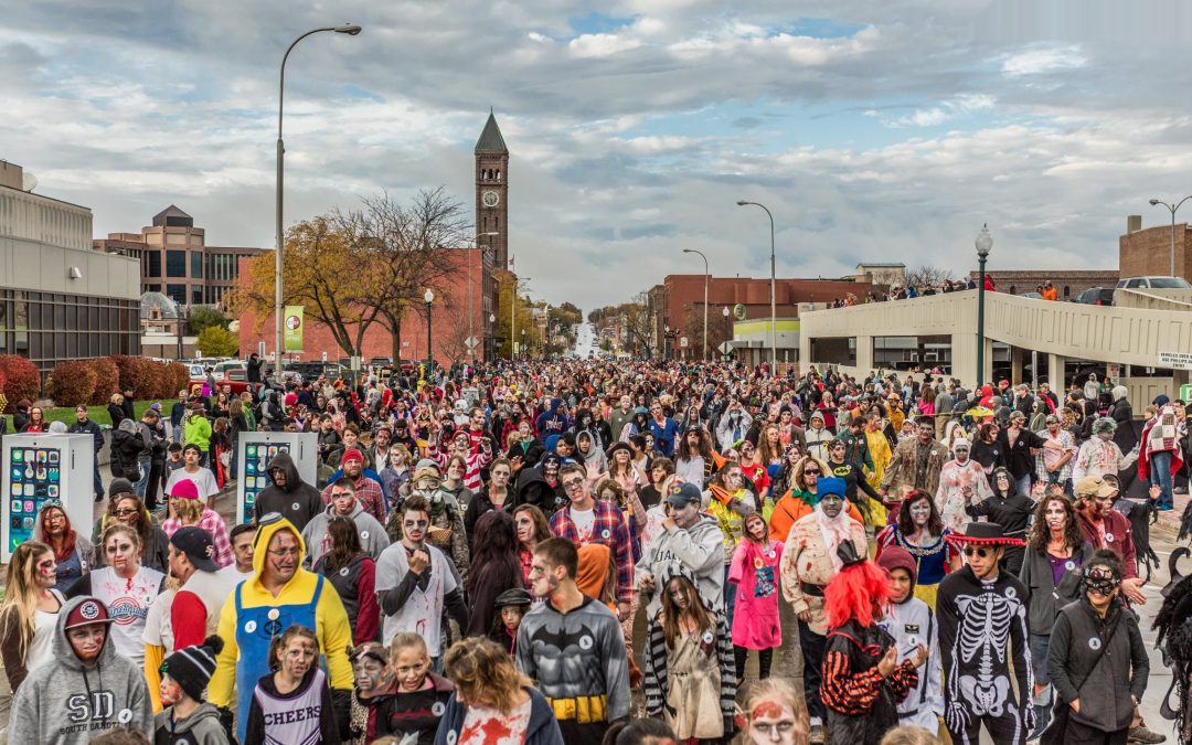 icon-events-parade-zombie-walk-2016-080725-sioux-falls-06-cleaned
