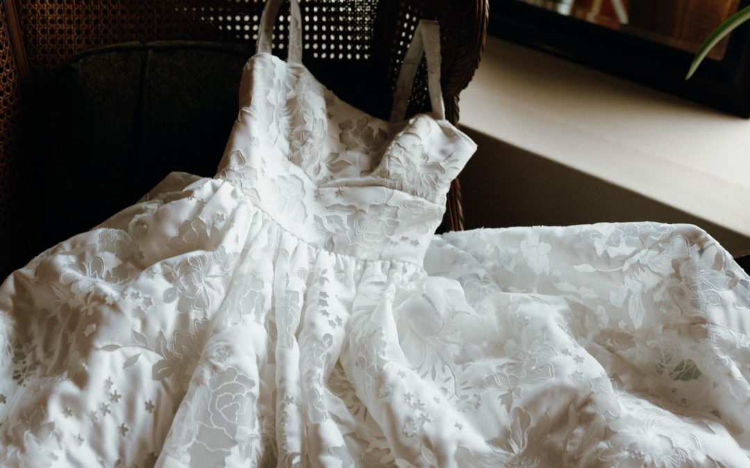 icon-events-weddings-bridal-dress-bridal-suite-sioux-falls-007