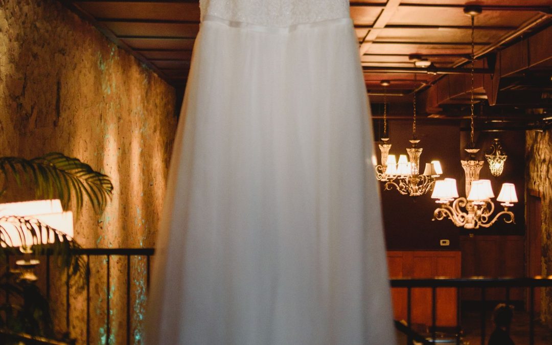 icon-events-weddings-bridal-dress-sioux-falls-001