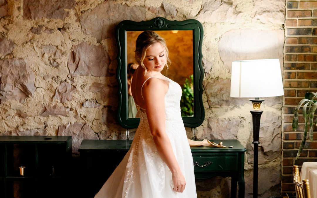 icon-events-weddings-bridal-suite-bridal-suite-sioux-falls-010-02