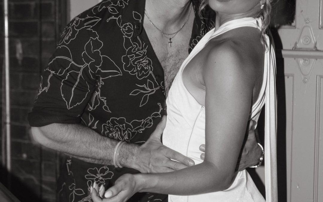 icon-events-weddings-bride-groom-portraits-christian-and-sydney-graber-dada-gastropub-sioux-falls-003