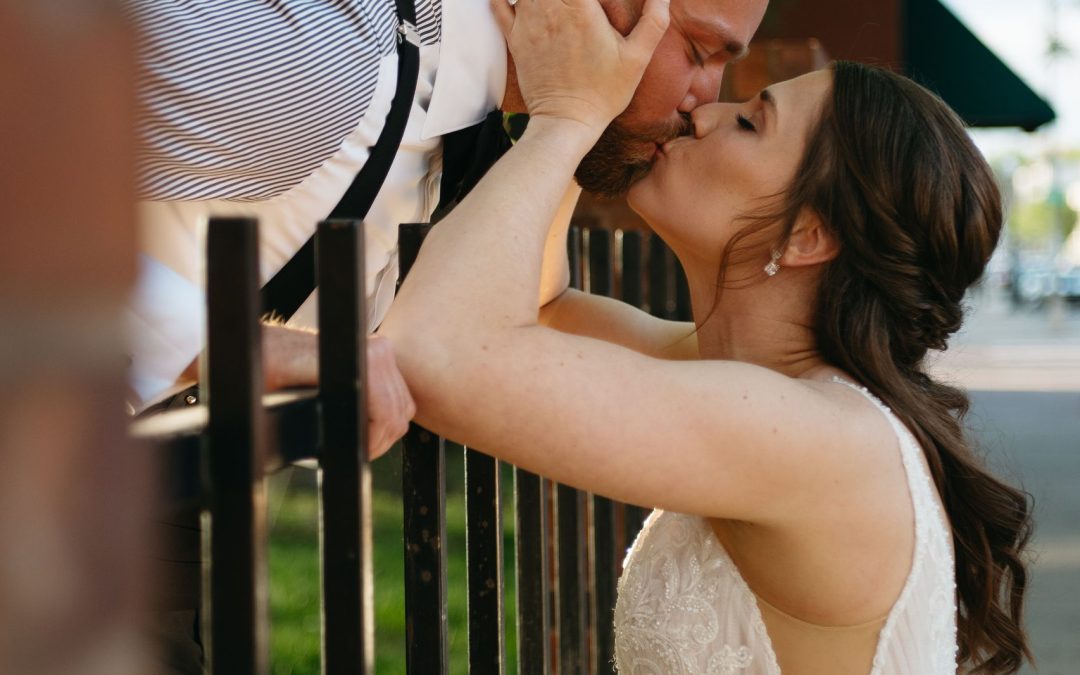 icon-events-weddings-bride-groom-portraits-justin-and-kelsey-rosebrock-sioux-falls-006