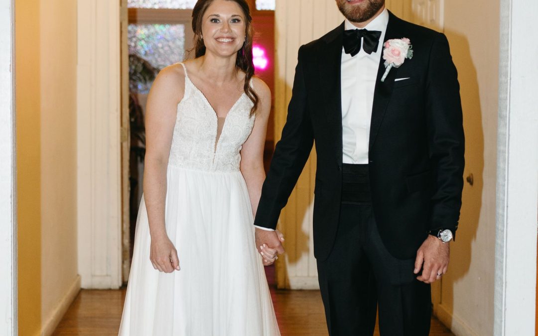 icon-events-weddings-bride-groom-portraits-justin-and-kelsey-rosebrock-sioux-falls-007