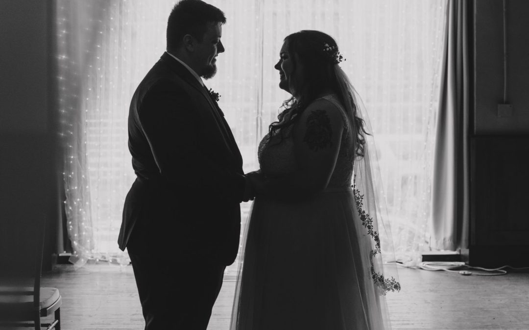 icon-events-weddings-bride-groom-portraits-sioux-falls-001-02