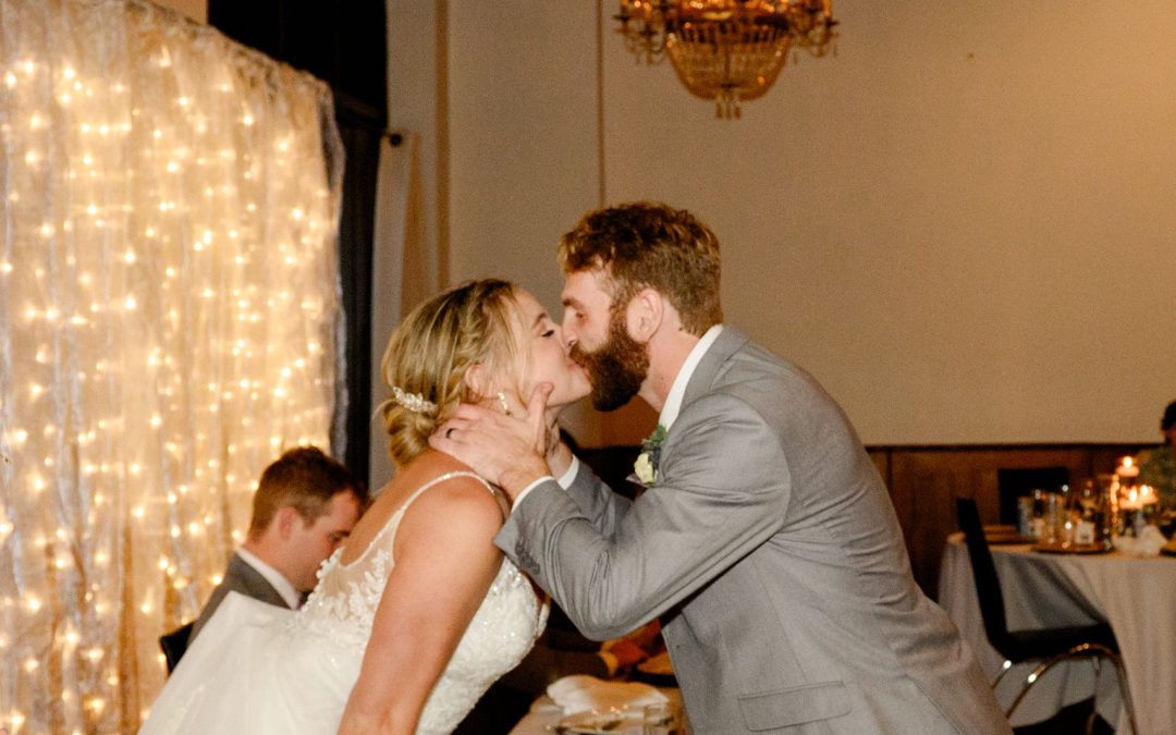 icon-events-weddings-bride-groom-portraits-sioux-falls-002-02