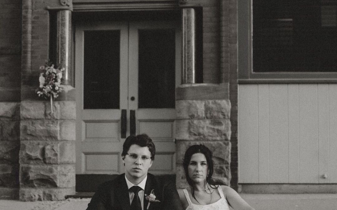 icon-events-weddings-bride-groom-portraits-sioux-falls-003