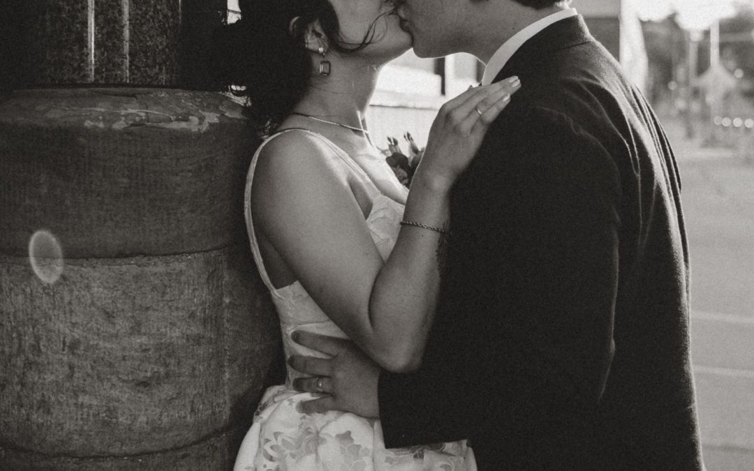 icon-events-weddings-bride-groom-portraits-sioux-falls-006