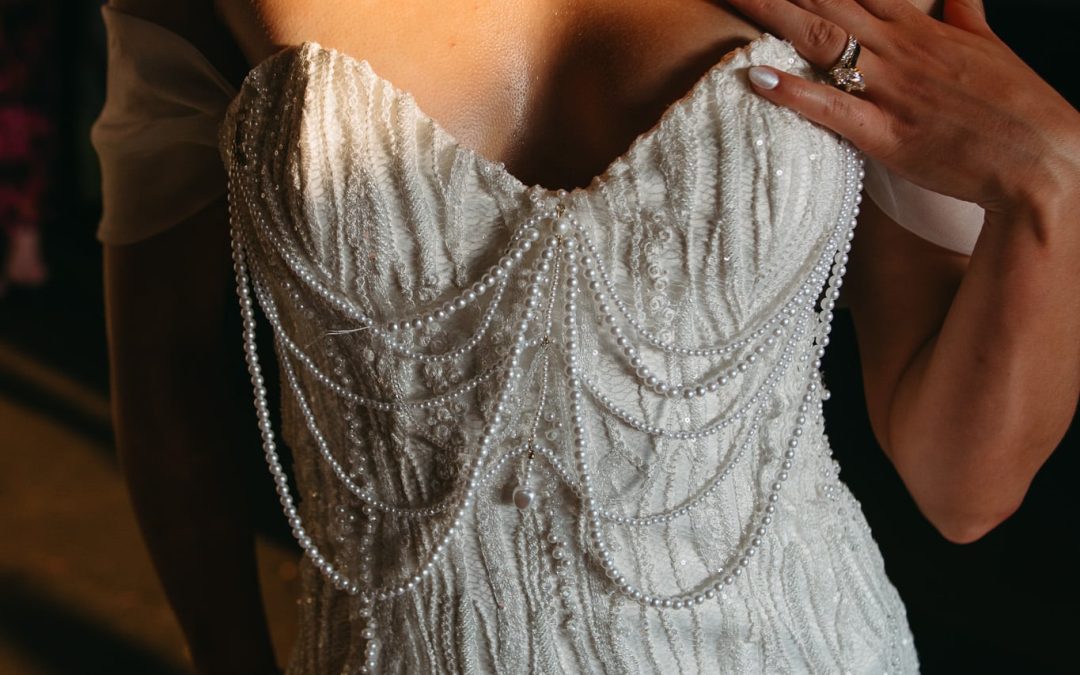 icon-events-weddings-bride-portraits-christian-and-sydney-graber-dada-gastropub-sioux-falls-002