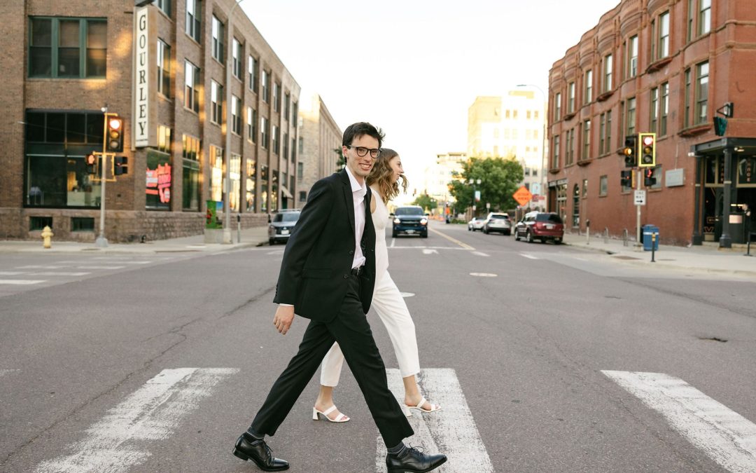 icon-events-weddings-bride-portraits-lara-and-evan-sioux-falls-011-02