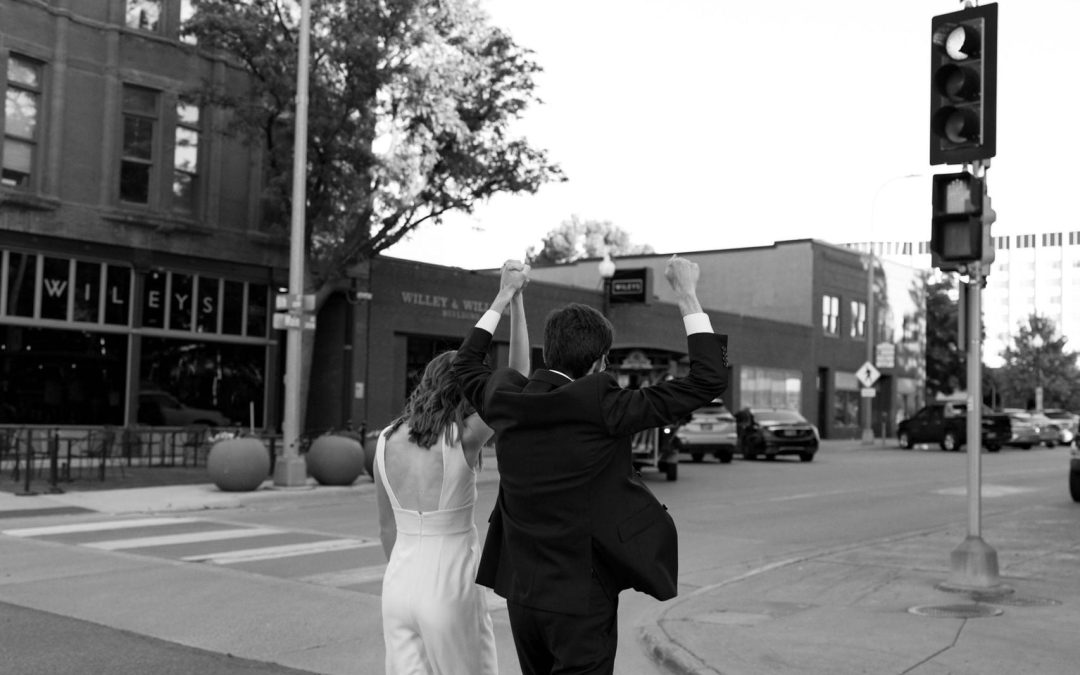 icon-events-weddings-bride-portraits-lara-and-evan-sioux-falls-013