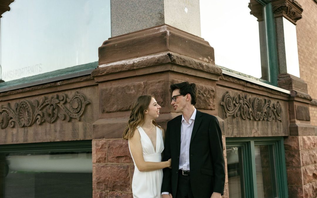 icon-events-weddings-bride-portraits-lara-and-evan-sioux-falls-015-02