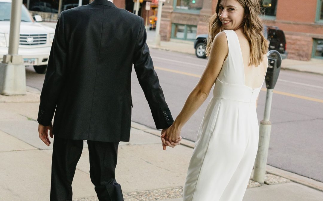 icon-events-weddings-bride-portraits-lara-and-evan-sioux-falls-033