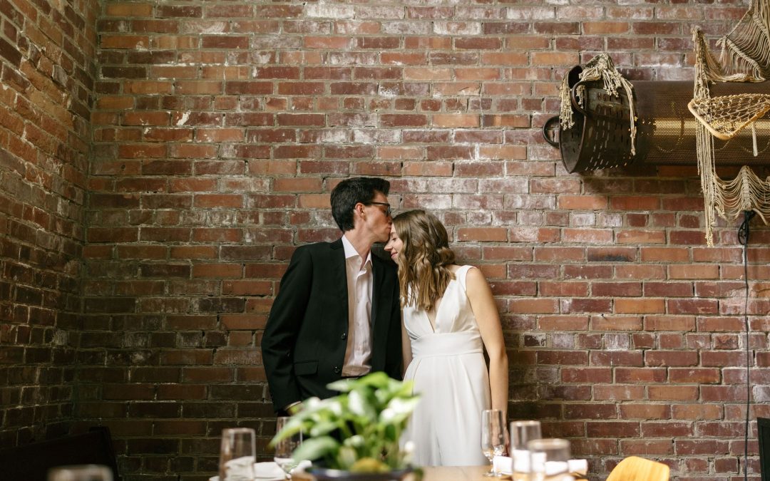 icon-events-weddings-bride-portraits-lara-and-evan-sioux-falls-035-02